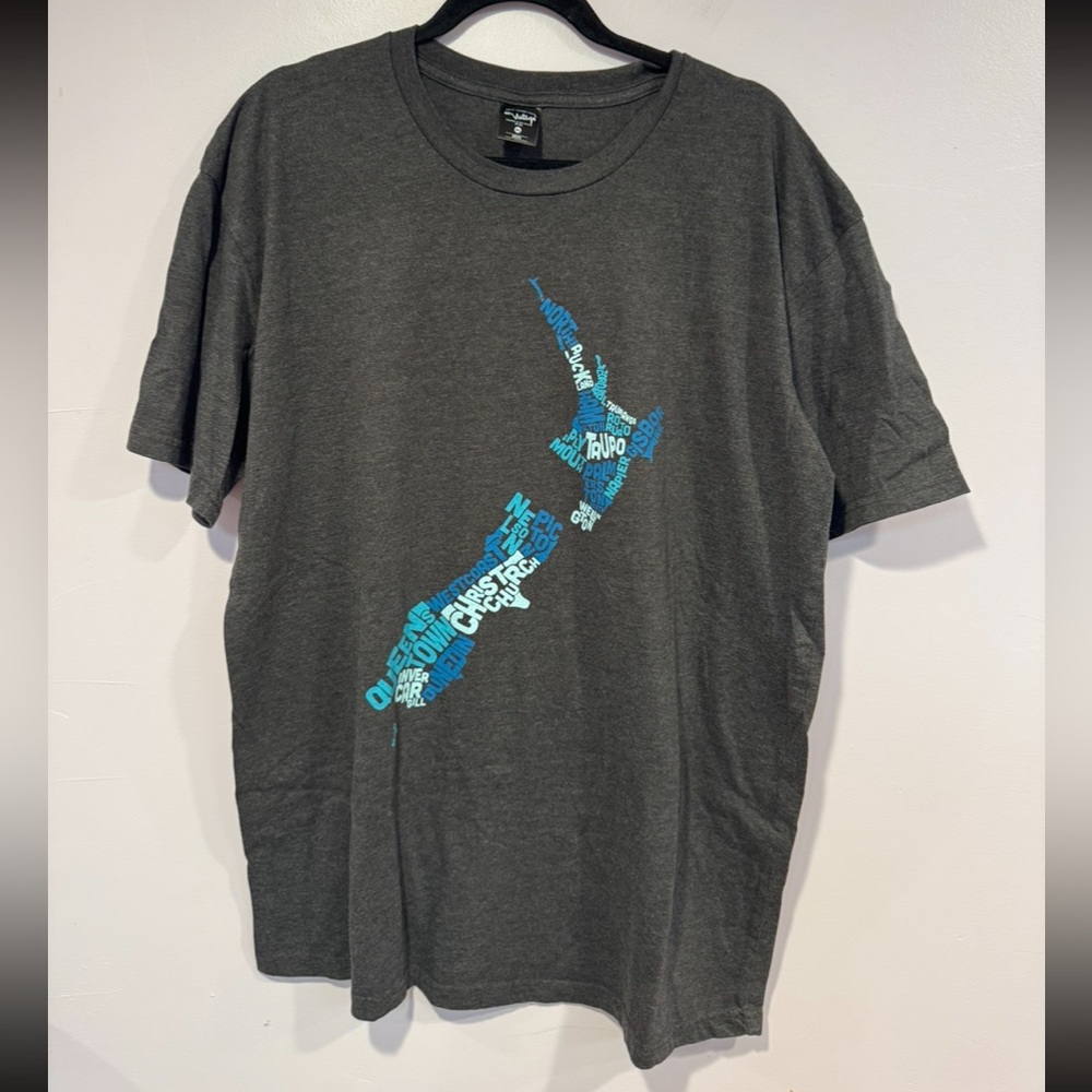 Gray New‎ Zealand Graphic T-Shirt